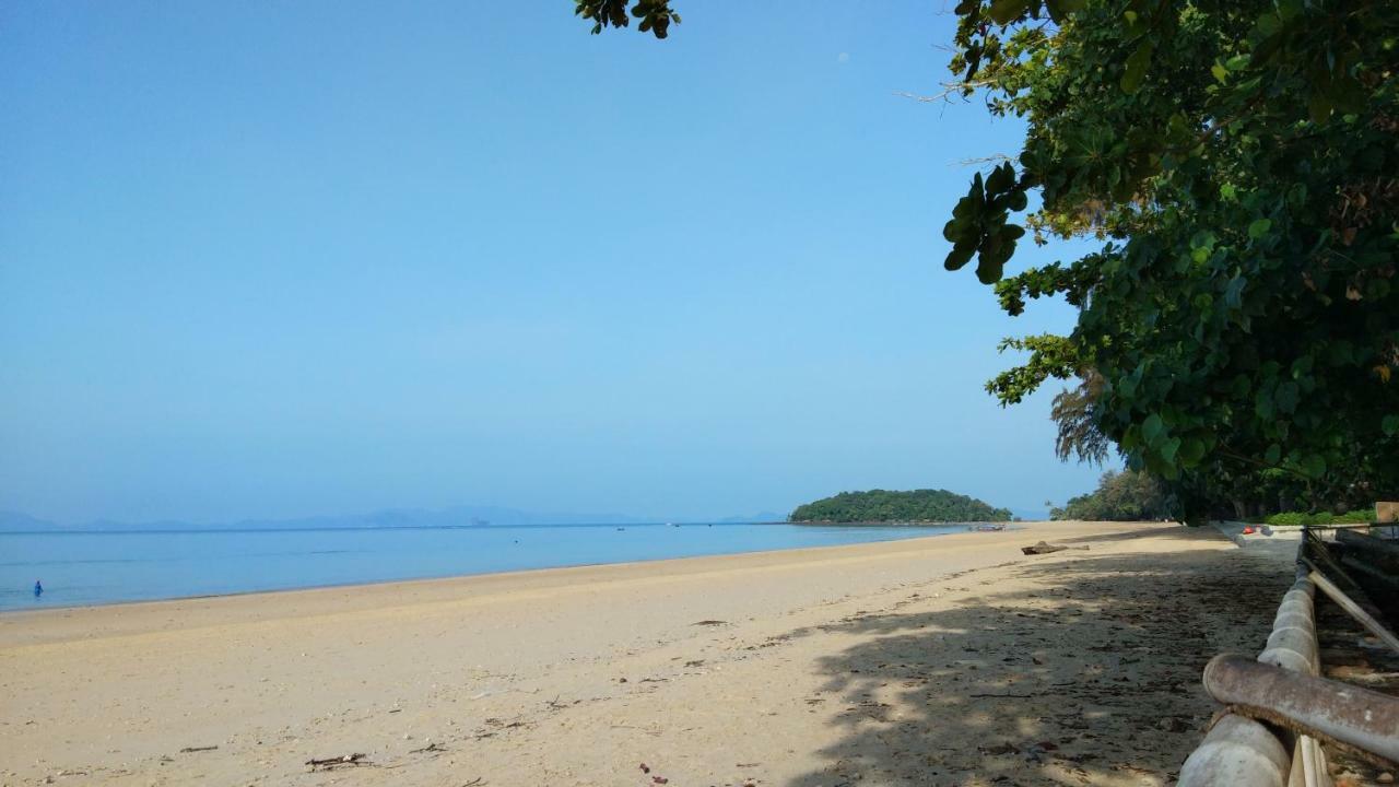 The Beach At Klong Muang Exterior foto