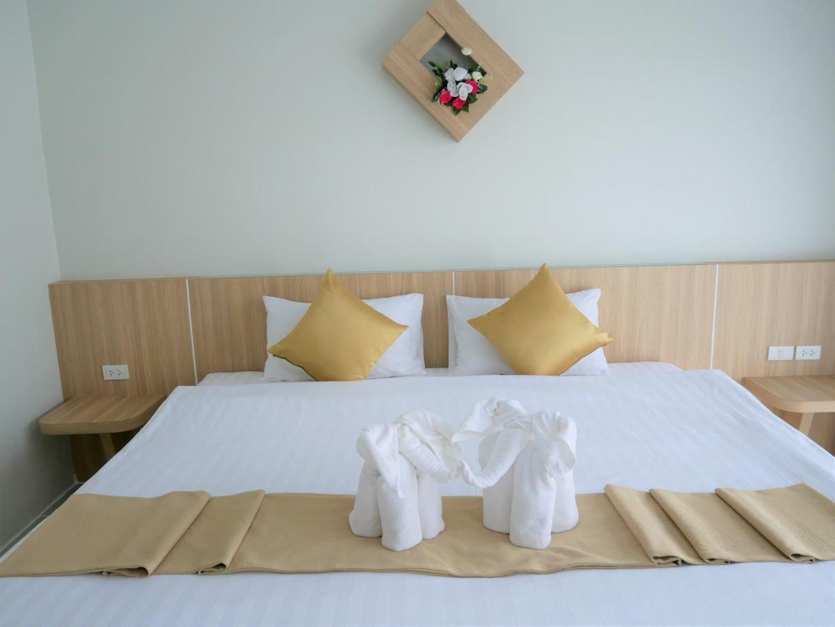 The Beach At Klong Muang Exterior foto